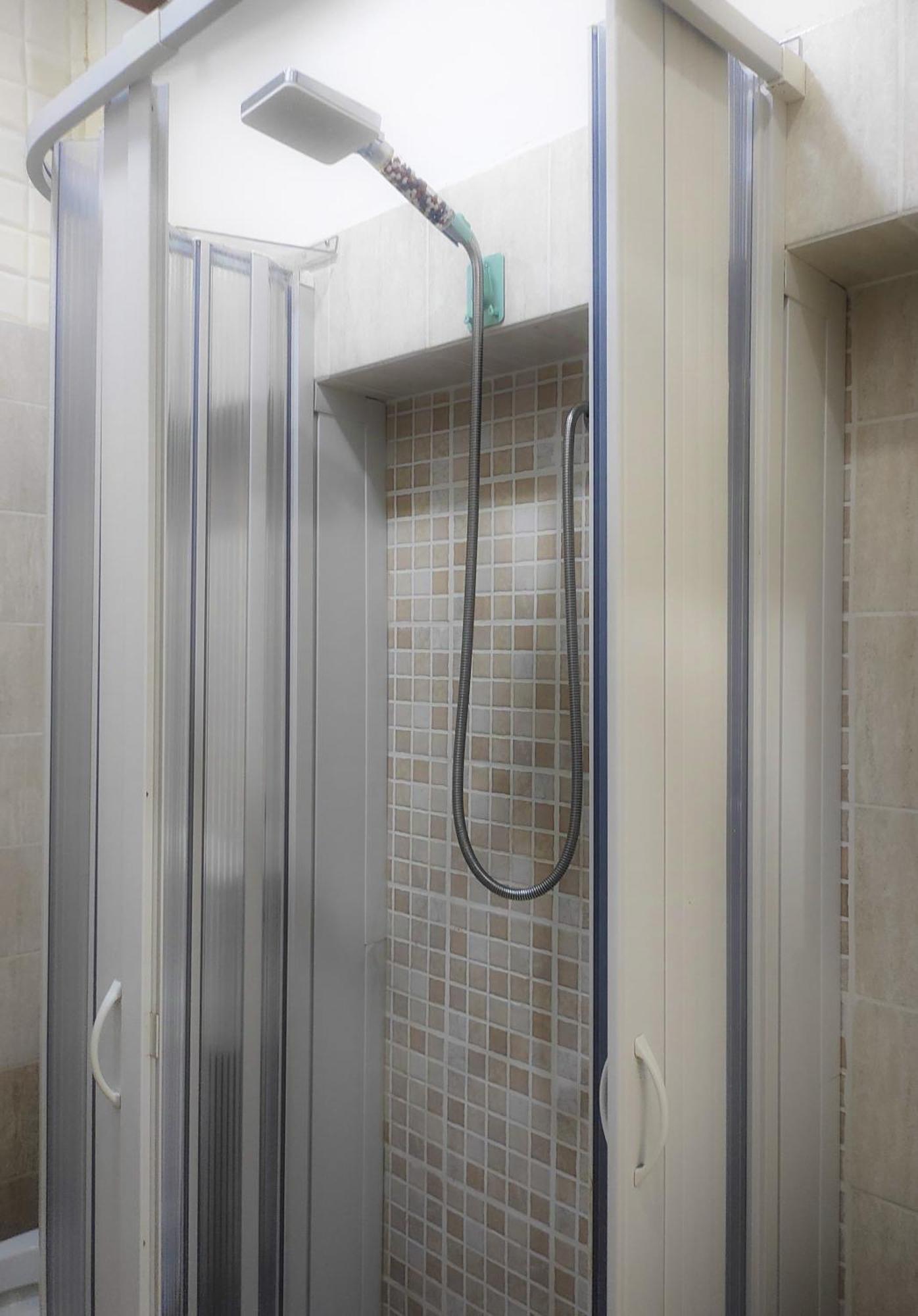 76 Avenue Suites Wi-Fi - Shuttle Reggio di Calabria Bagian luar foto