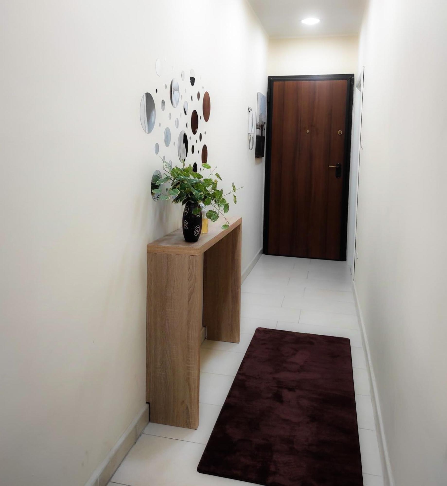 76 Avenue Suites Wi-Fi - Shuttle Reggio di Calabria Bagian luar foto