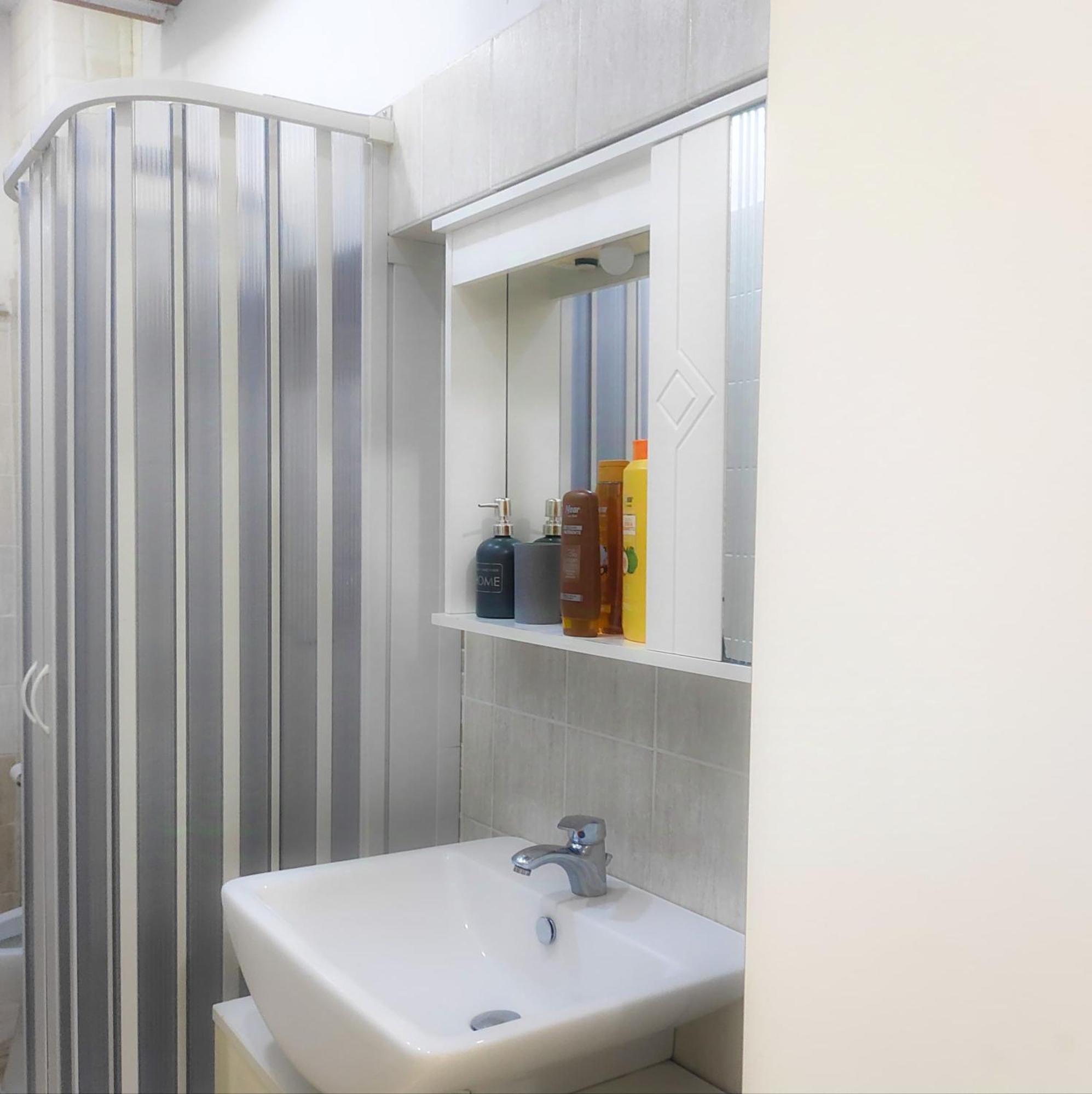 76 Avenue Suites Wi-Fi - Shuttle Reggio di Calabria Bagian luar foto