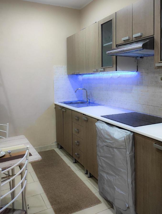 76 Avenue Suites Wi-Fi - Shuttle Reggio di Calabria Bagian luar foto